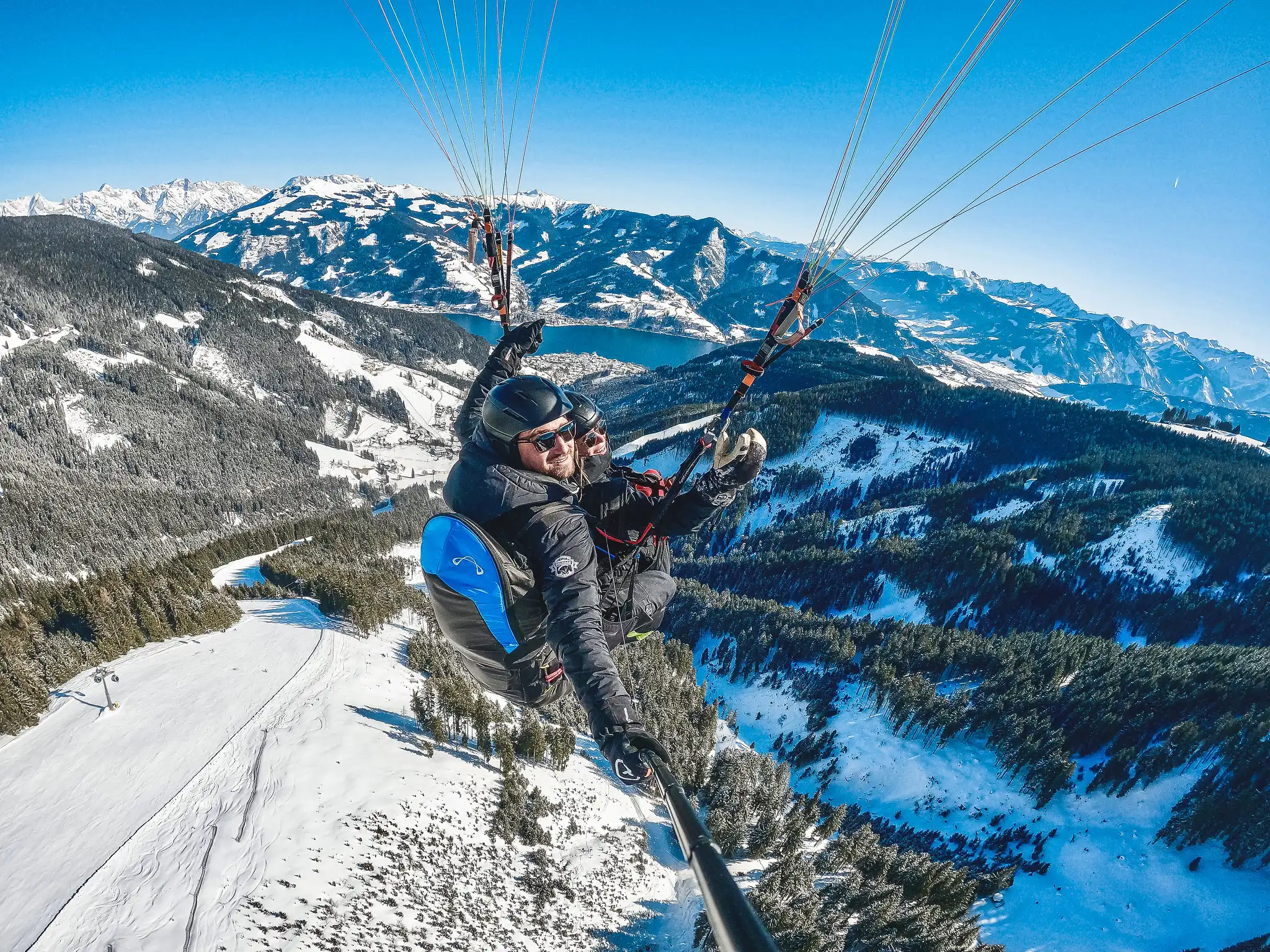 Tandem paragliding in Saalbach and Hinterglemm